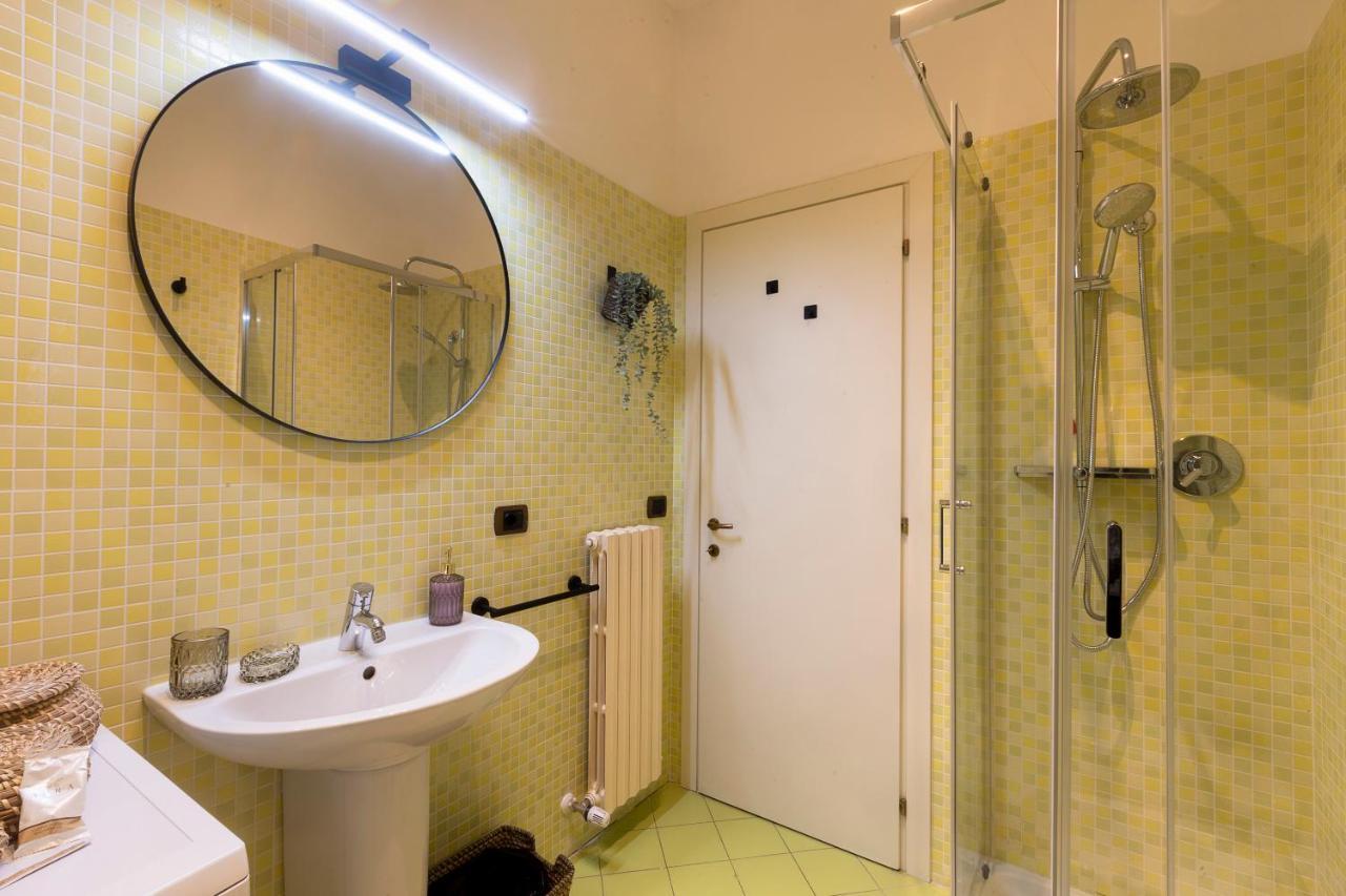 Cavour Elegante Loft In Centro Apartment Macerata Exterior photo
